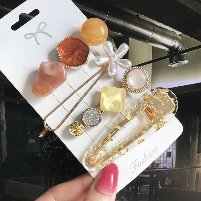 Women's Geometric Pearl Hair Clips