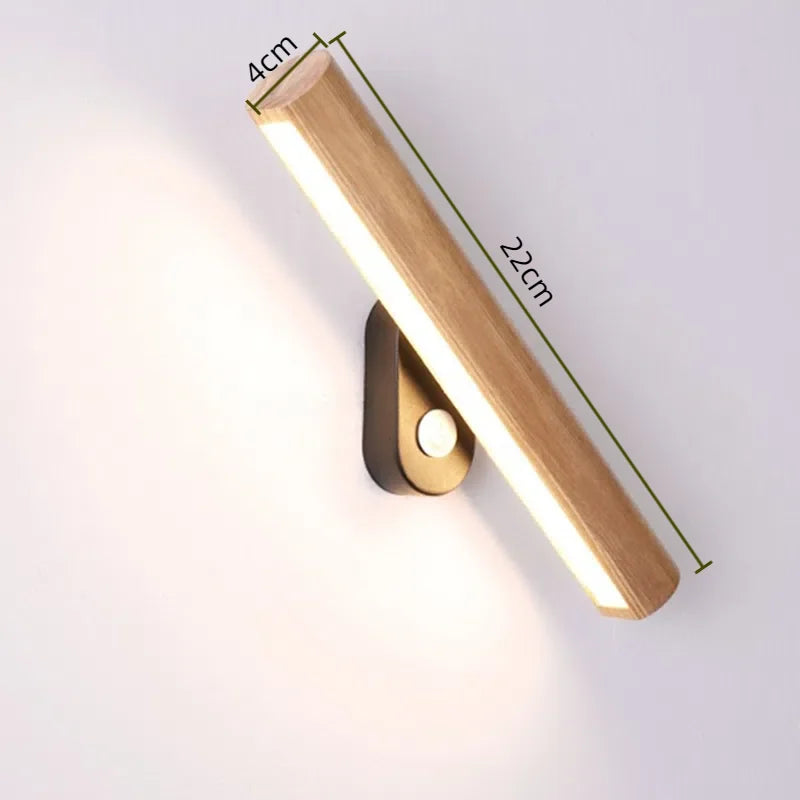 Applique murale LED rotative en bois nordique