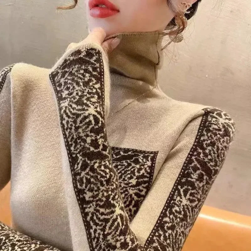 Pull col roulé en tricot coupe slim pour femme