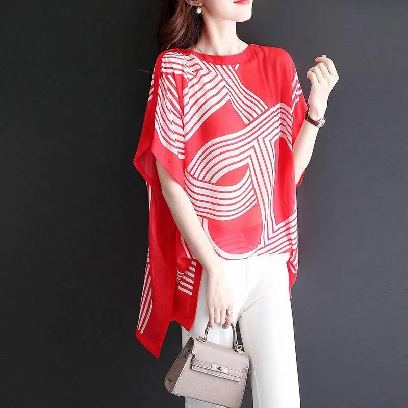 Chemisier oversize en mousseline à manches chauve-souris et rayures