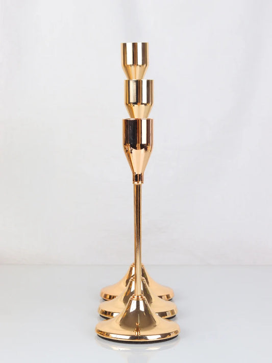 Kerzenhalter aus Metall im europäischen Stil für die Inneneinrichtung