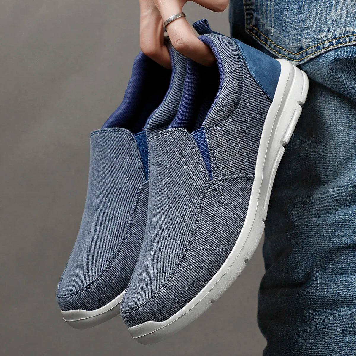 Men's Casual Slip-On Canvas Sneakers