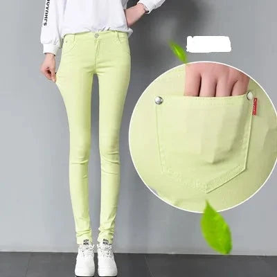 Frühlingsweiße Bleistift-Baumwoll-Legging-Jeans