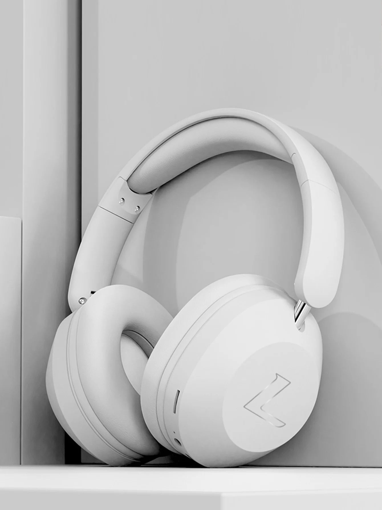 High-Fidelity Wireless Headphones