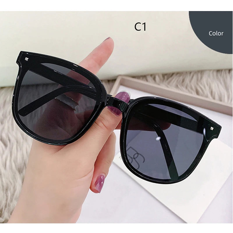 Vintage Cat's Eye Folding Sunglasses Luxury Eyewear for Men & Women
