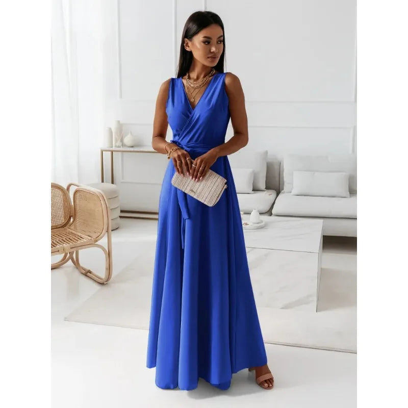 Women's Sleeveless V-Neck Long Banquet Dress
