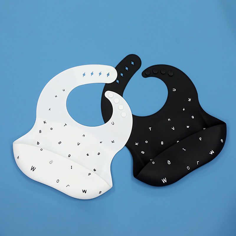 Bavoir de salive et de nourriture doux et imperméable en silicone pour bébé