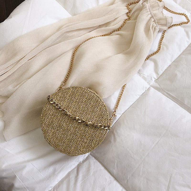 round straw bag