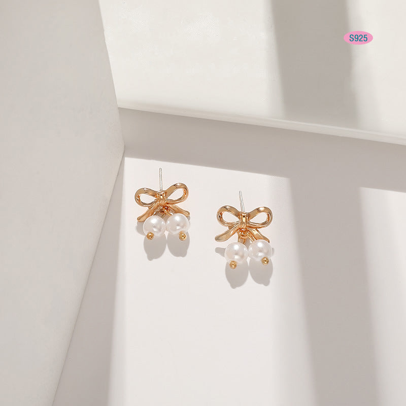 bow diamond earrings
