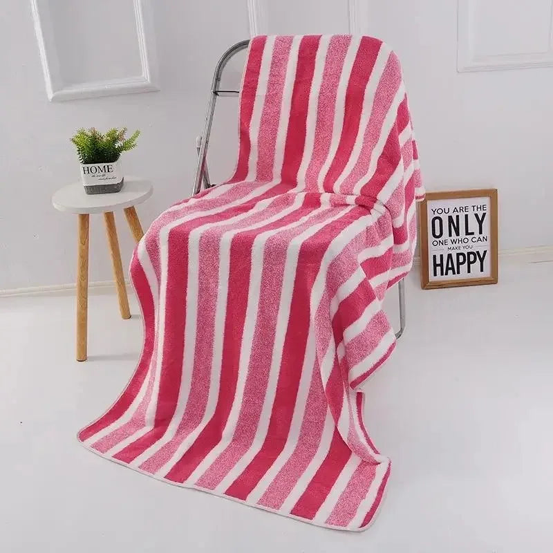 Saugfähiges, gestreiftes, gewebtes Strandtuch 