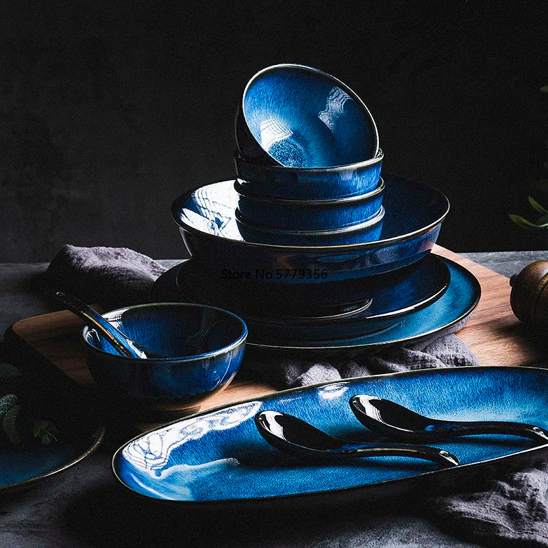 Ensemble d'assiettes en céramique four bleu