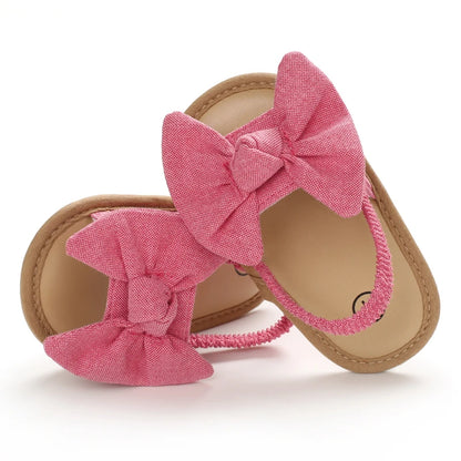 Baby-Mädchen-Sandalen mit weicher Sohle und Blumenmuster