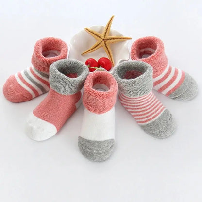 5 paires de jolies chaussettes bébé cœur rouge