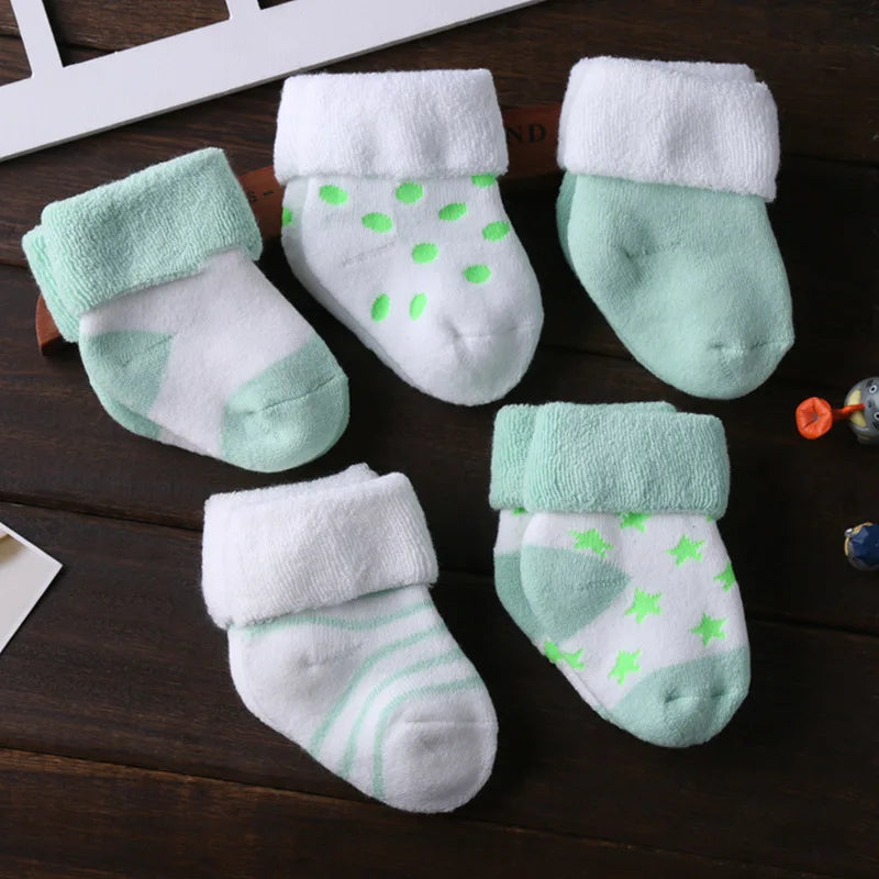 Chaussettes en coton doux pour nouveau-né