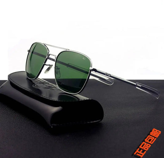 Unisex-Sonnenbrille mit quadratischen polarisierten Glaslinsen