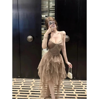 Robe de soirée légère à manches volantes et col en V de princesse 