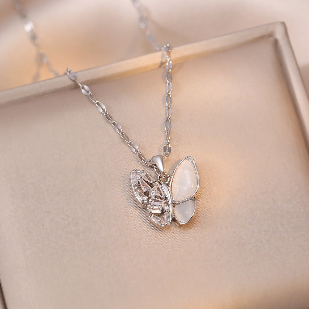 heart shaped necklace silver