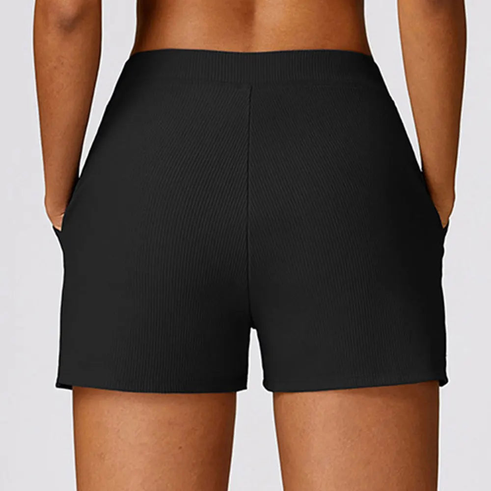 Gerippte Sportshorts mit hoher Taille