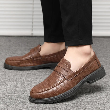 Mocassins décontractés en cuir à motif crocodile à enfiler 