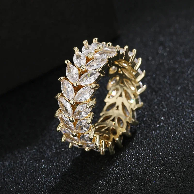 Quadratische Ringe mit Mikropavé und CZ für Damen