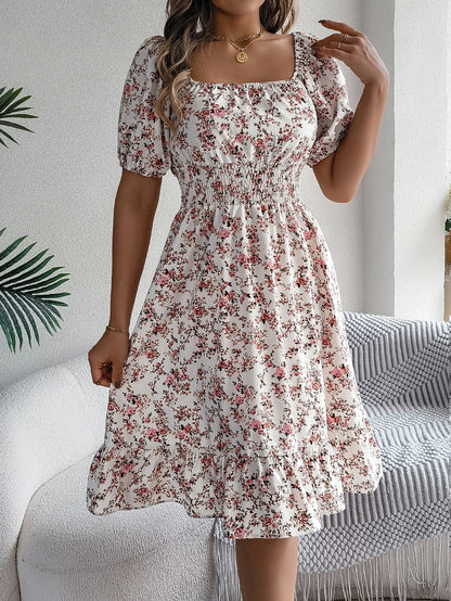 Robe d'été fleurie à col carré et manches bouffantes pour femme 