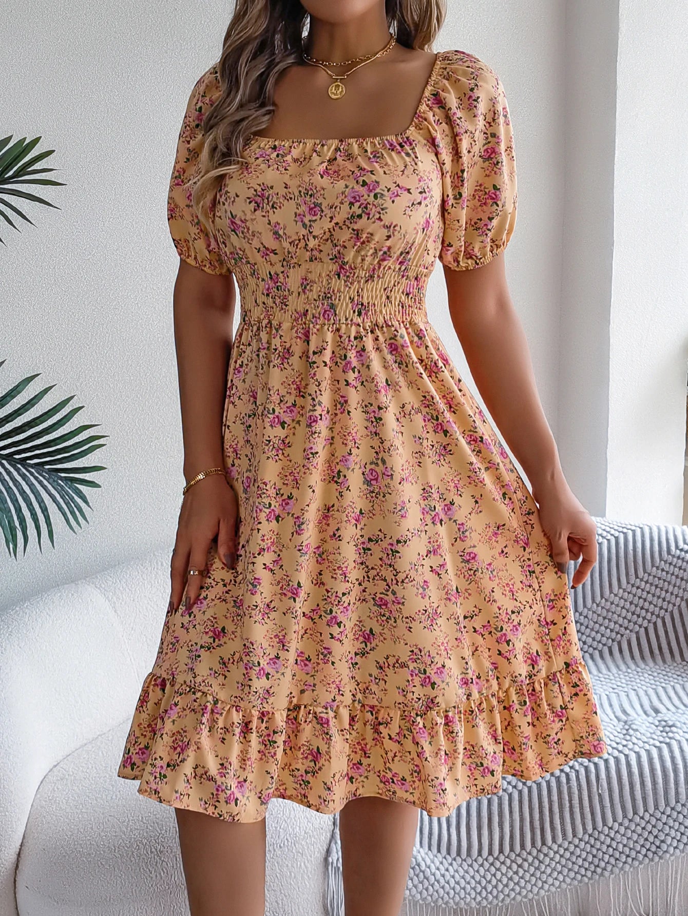 Women's Short Sleeve Floral Print Square Neck Ruffled Edge Dresses
