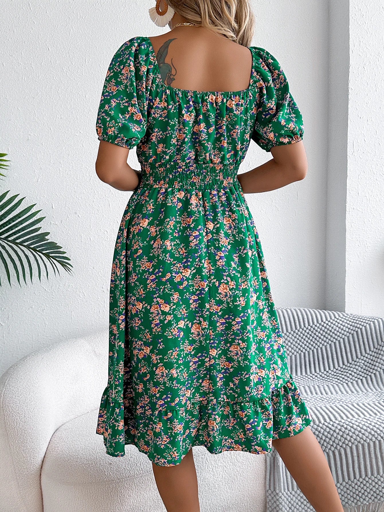 Women's Short Sleeve Floral Print Square Neck Ruffled Edge Dresses