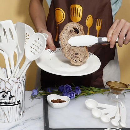 Ensemble d'ustensiles de cuisine en silicone