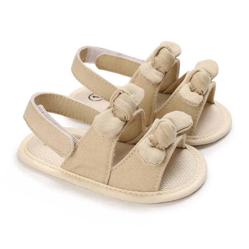 Baby-Mädchen-Sandalen mit weicher Sohle und Blumenmuster