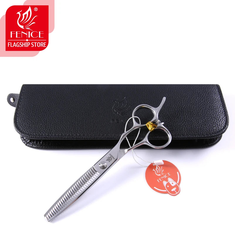 Ensemble de ciseaux pour couper les poils de chien