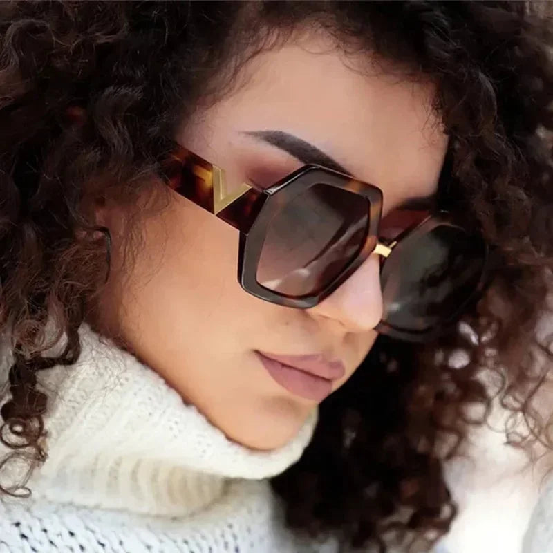 Klassische Vintage-Sonnenbrille im Oversize-Design für Damen 