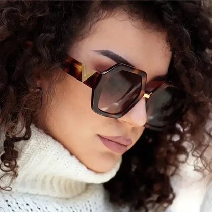 Klassische Vintage-Sonnenbrille im Oversize-Design für Damen 
