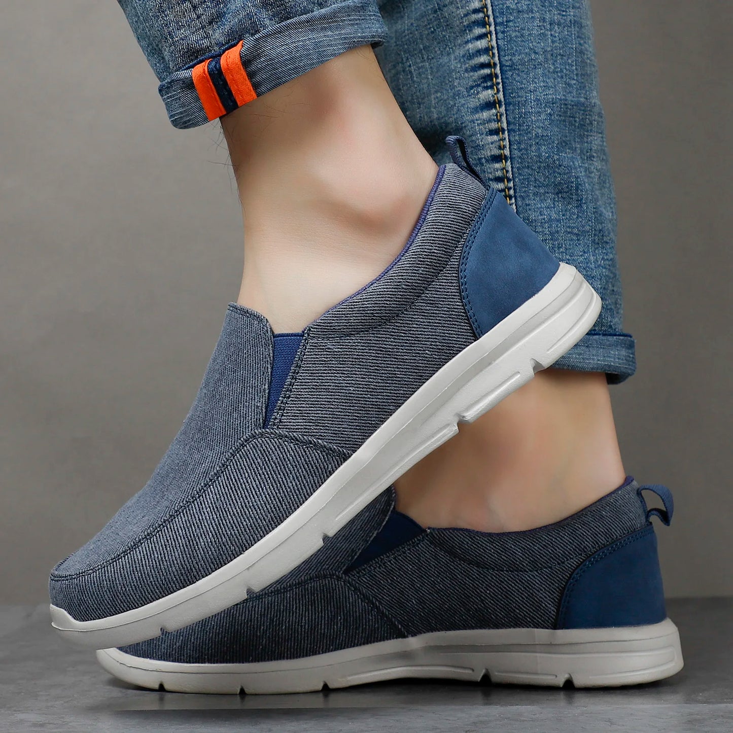 Men's Casual Slip-On Canvas Sneakers
