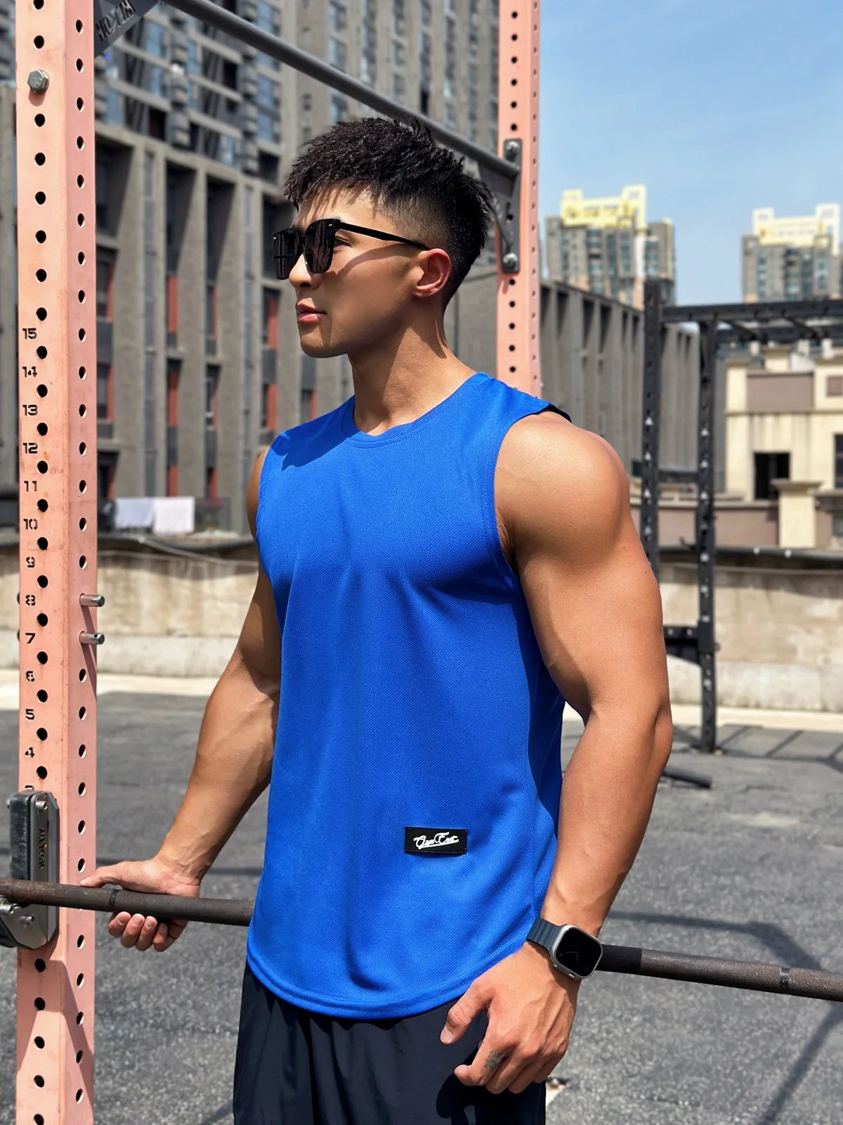 Atmungsaktives Mesh-Fitness-Tanktop für Herren