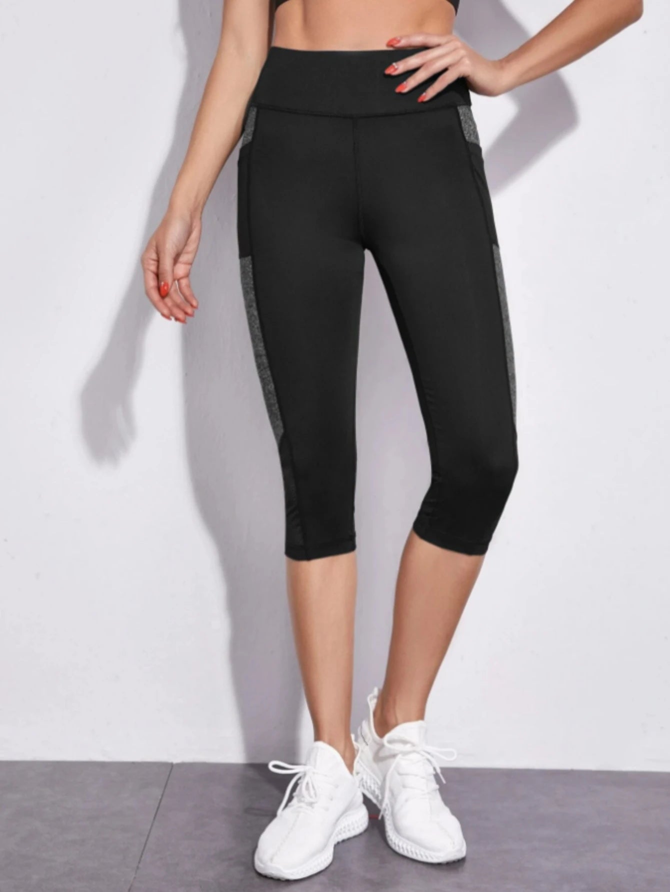 Versatile Pocket Color-Blocked Slim Leggings