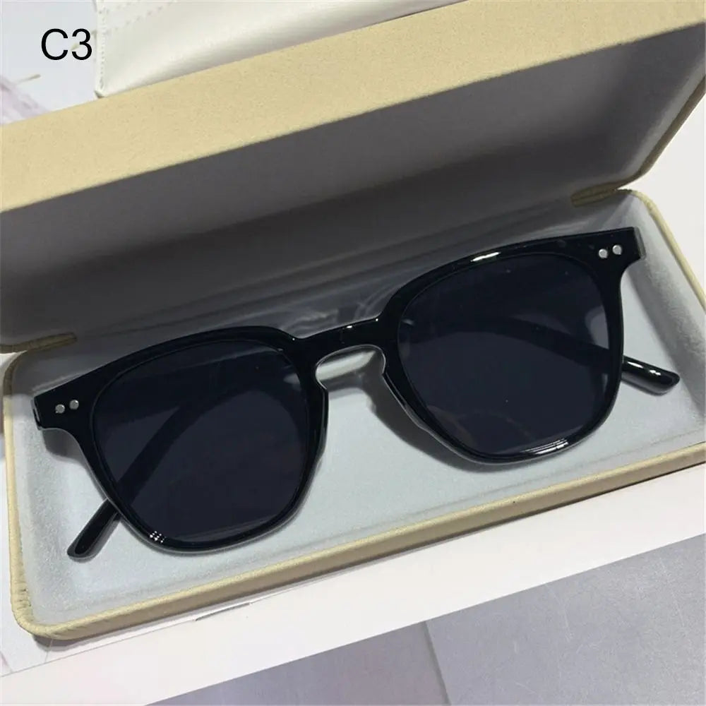 UV400 Oversized Square Frame Shades