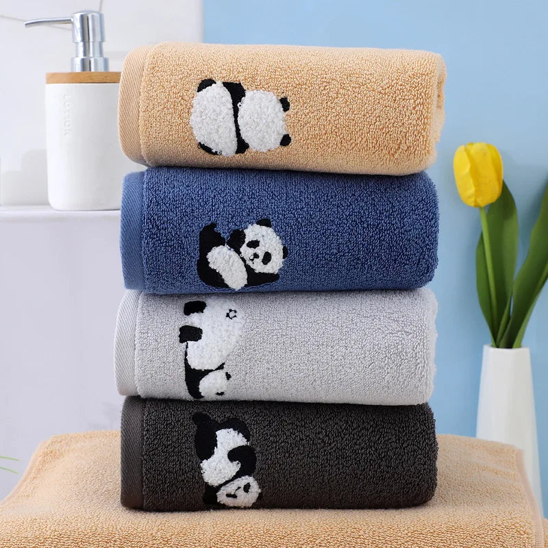 Serviette absorbante en coton brodé Panda