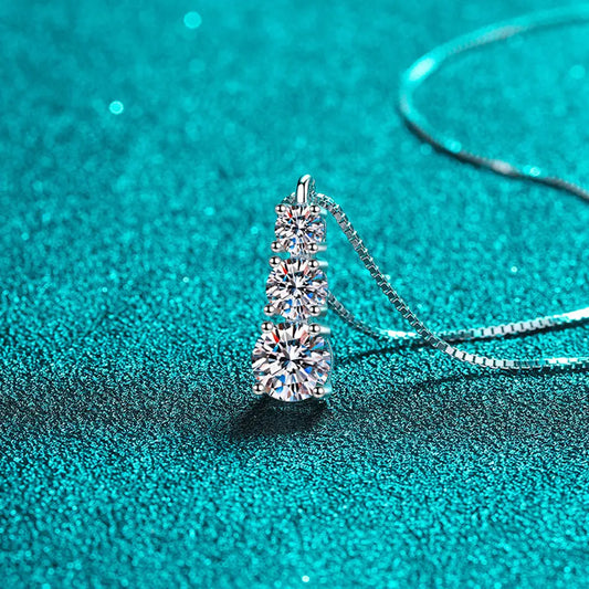 Collier de diamants moissanite plaqué argent 