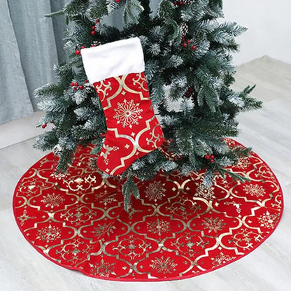 red tree skirt
