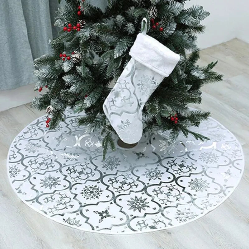 white christmas tree skirt
