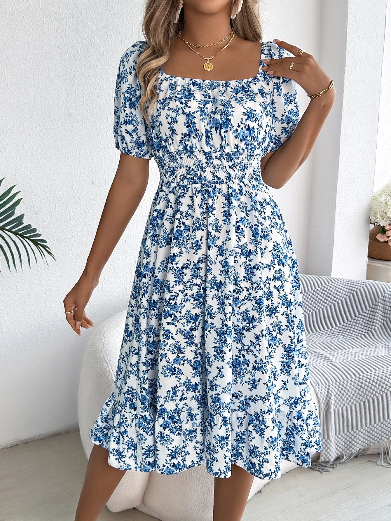 Women's Short Sleeve Floral Print Square Neck Ruffled Edge Dresses