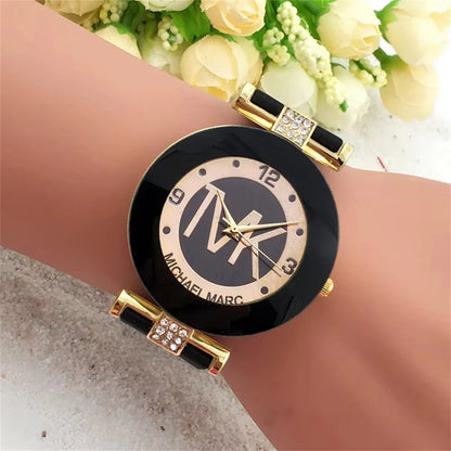 Women's Rhinestone Casual Round Strap Quartz Watches