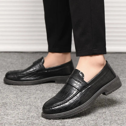 Mocassins décontractés en cuir à motif crocodile à enfiler 