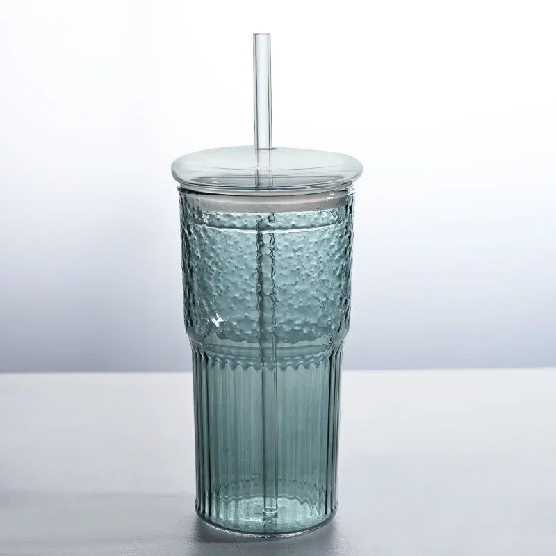 Gobelet en verre rayé de 600 ml avec thé - Couvercle et paille