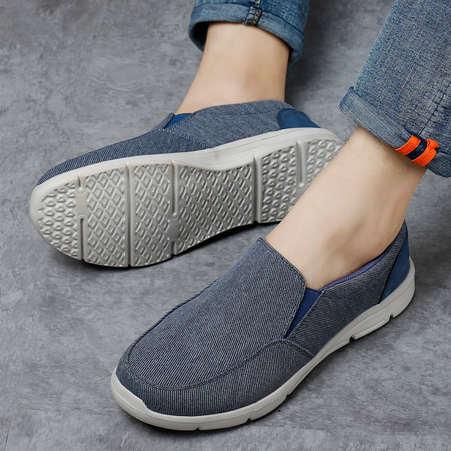 Men's Casual Slip-On Canvas Sneakers