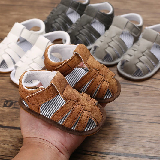 Sommerliche, weiche, rutschfeste Sandalen für Kinderbetten