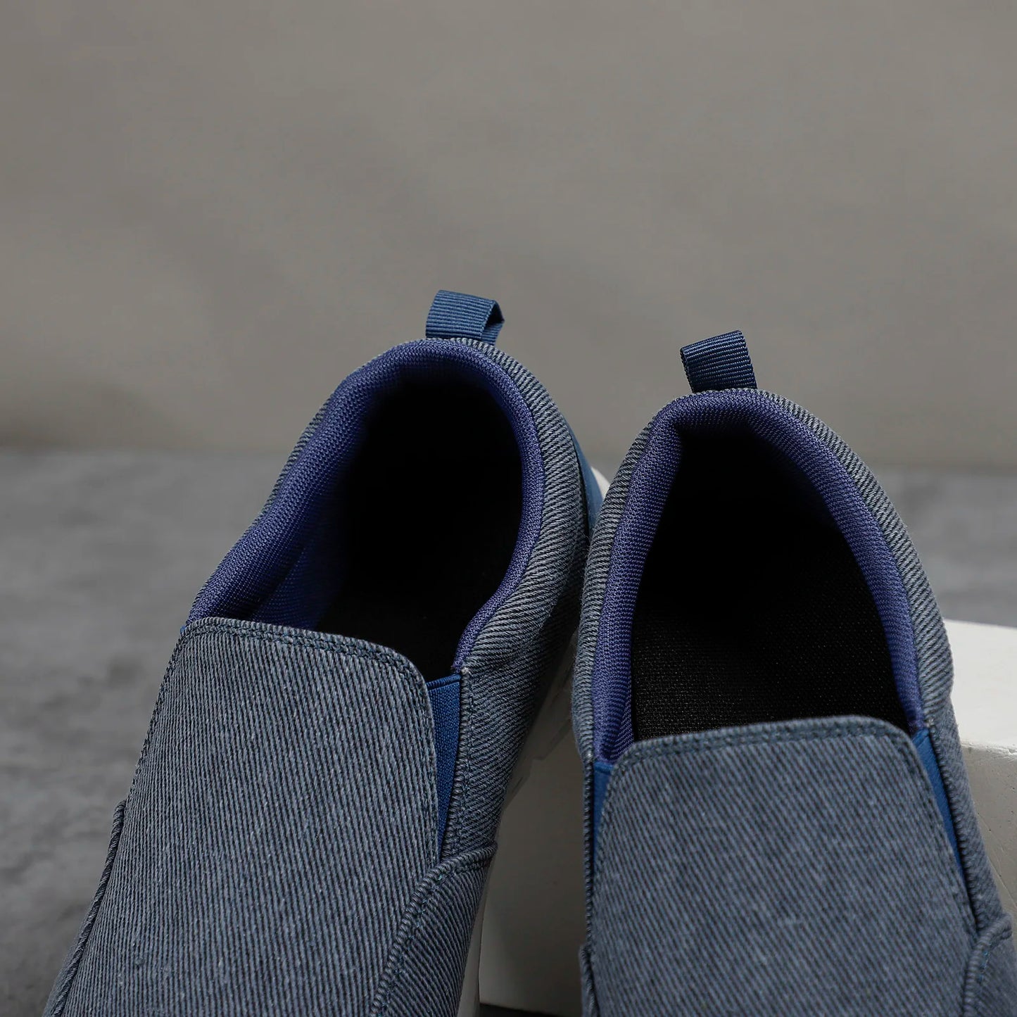 Men's Casual Slip-On Canvas Sneakers