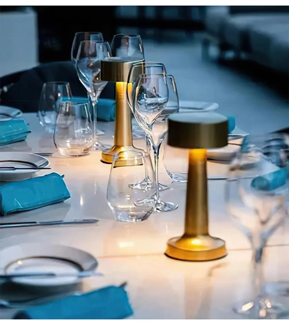 Lampe de table LED sans fil à commande tactile