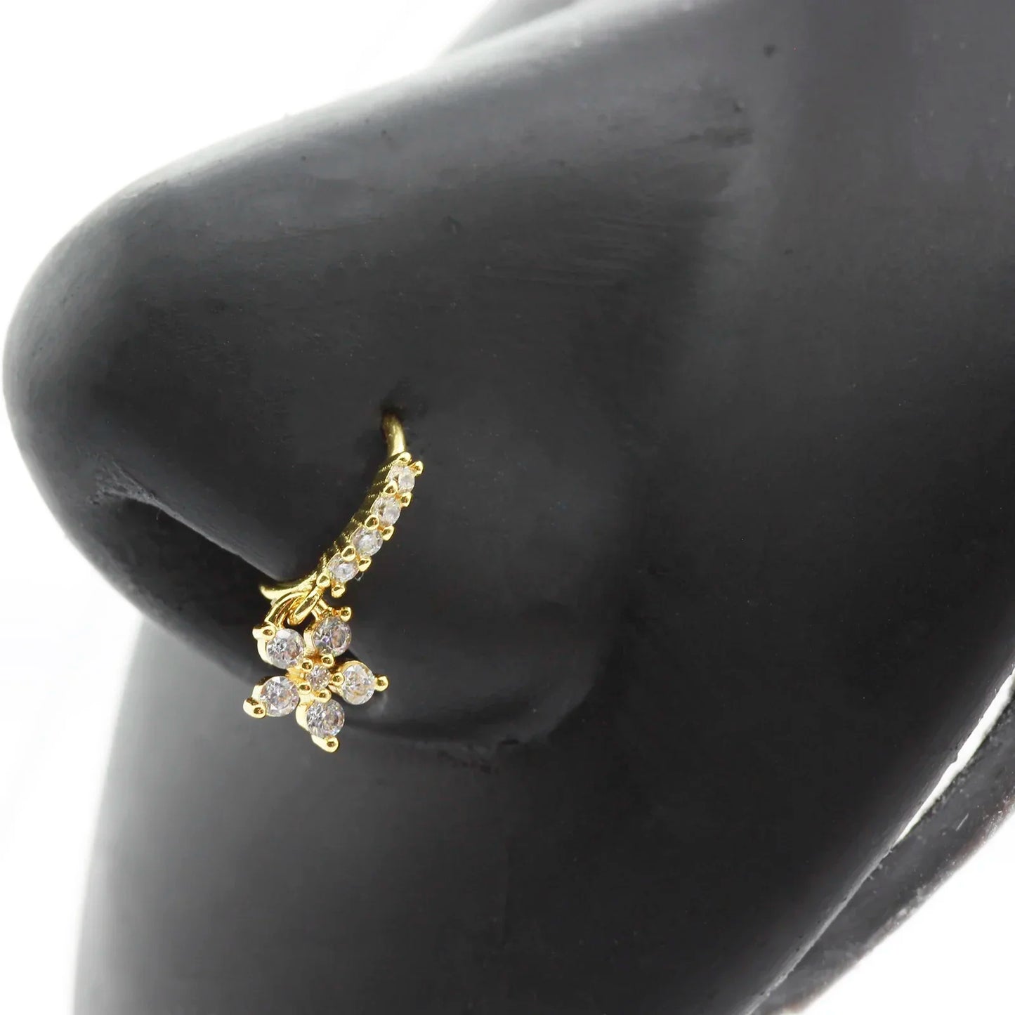 Anneaux de nez pendants en forme de cœur pour femmes