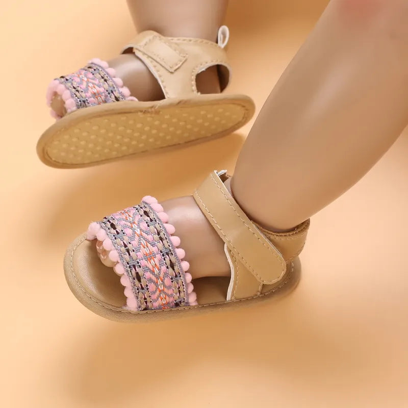 Baby-Mädchen-Sandalen mit weicher Sohle und Blumenmuster